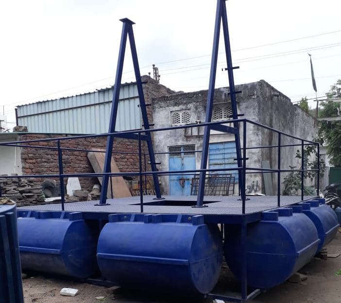 Floating Barges & Pontoons
